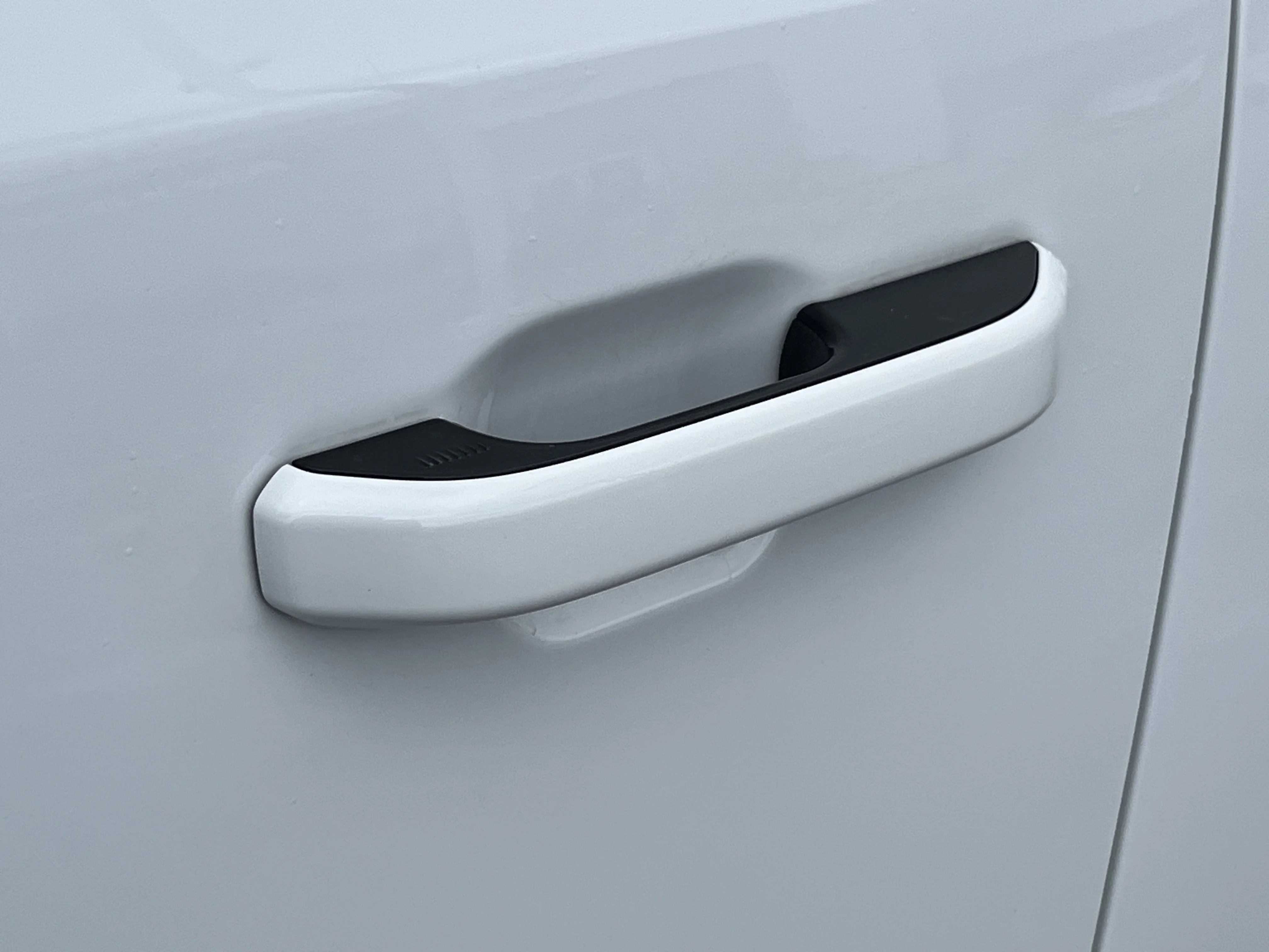 Used 2022 Bright White Clearcoat Jeep Series III image 16