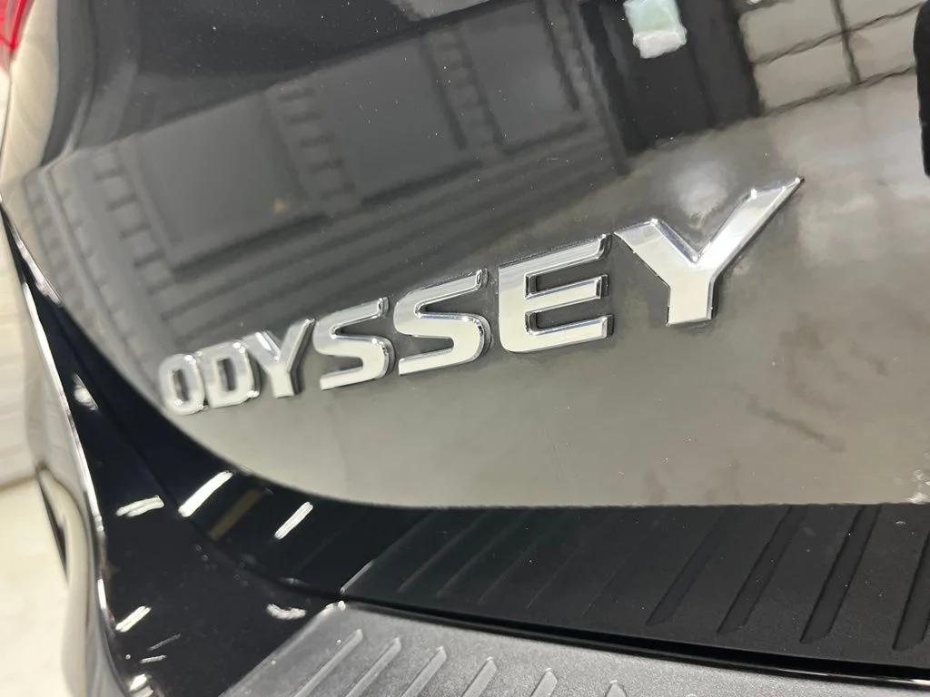 2025 Honda Odyssey Touring - Photo 44