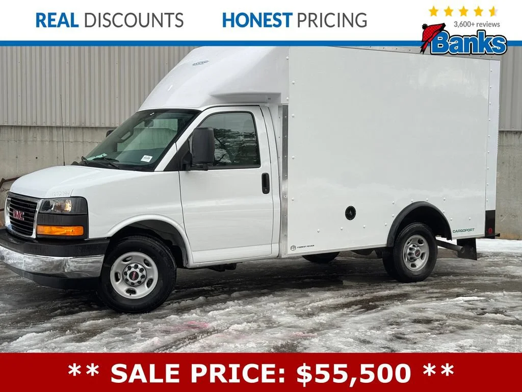 New 2025 Summit White GMC 1WT image 1
