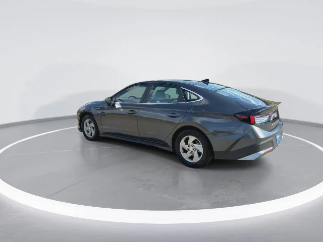 Used 2026 Gray Hyundai SE image 6