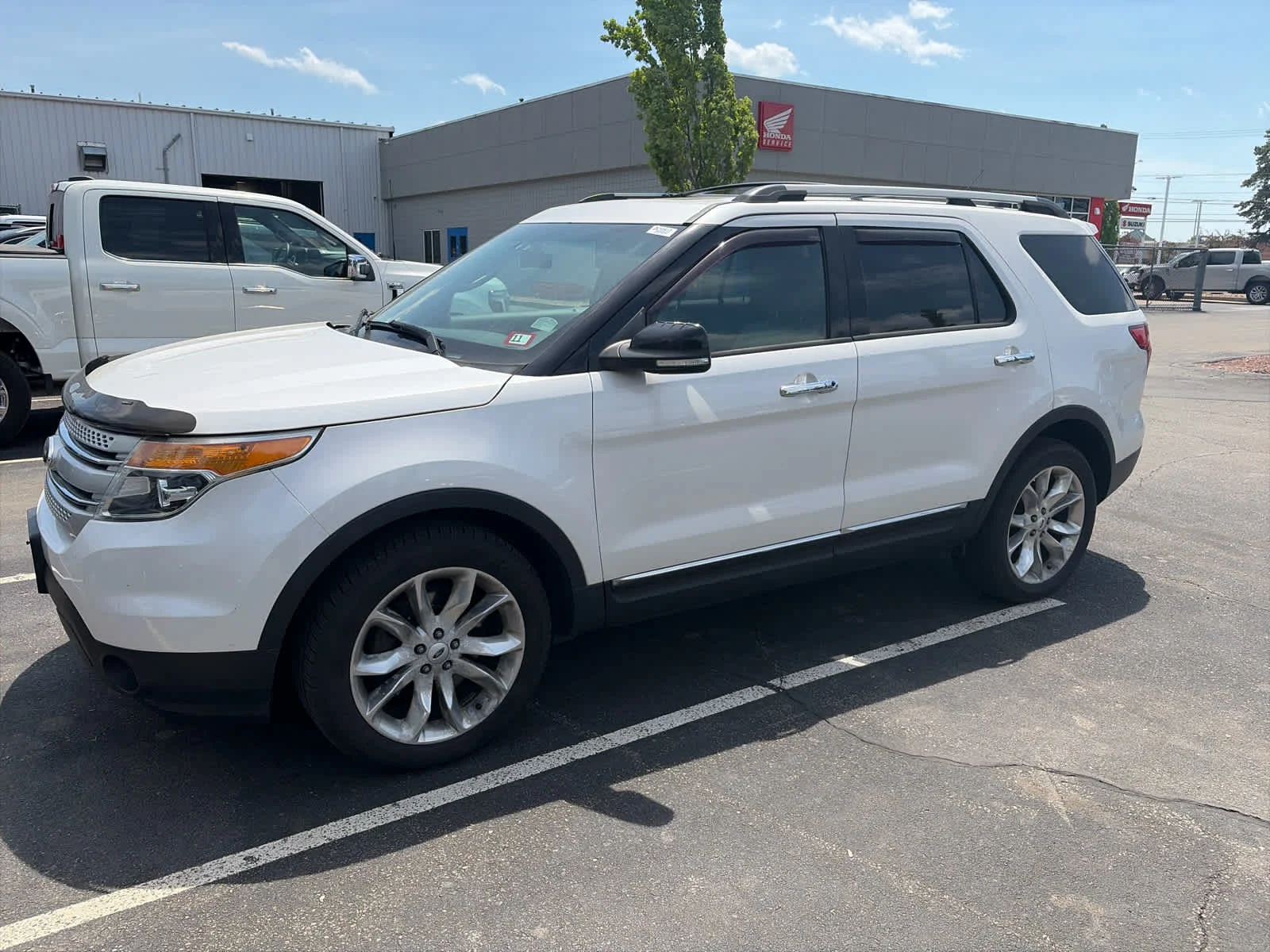 2015 Ford Explorer XLT 4x4's photo