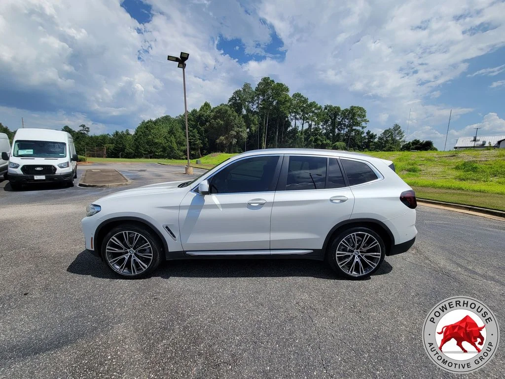 Used 2024 White BMW sDrive30i image 2