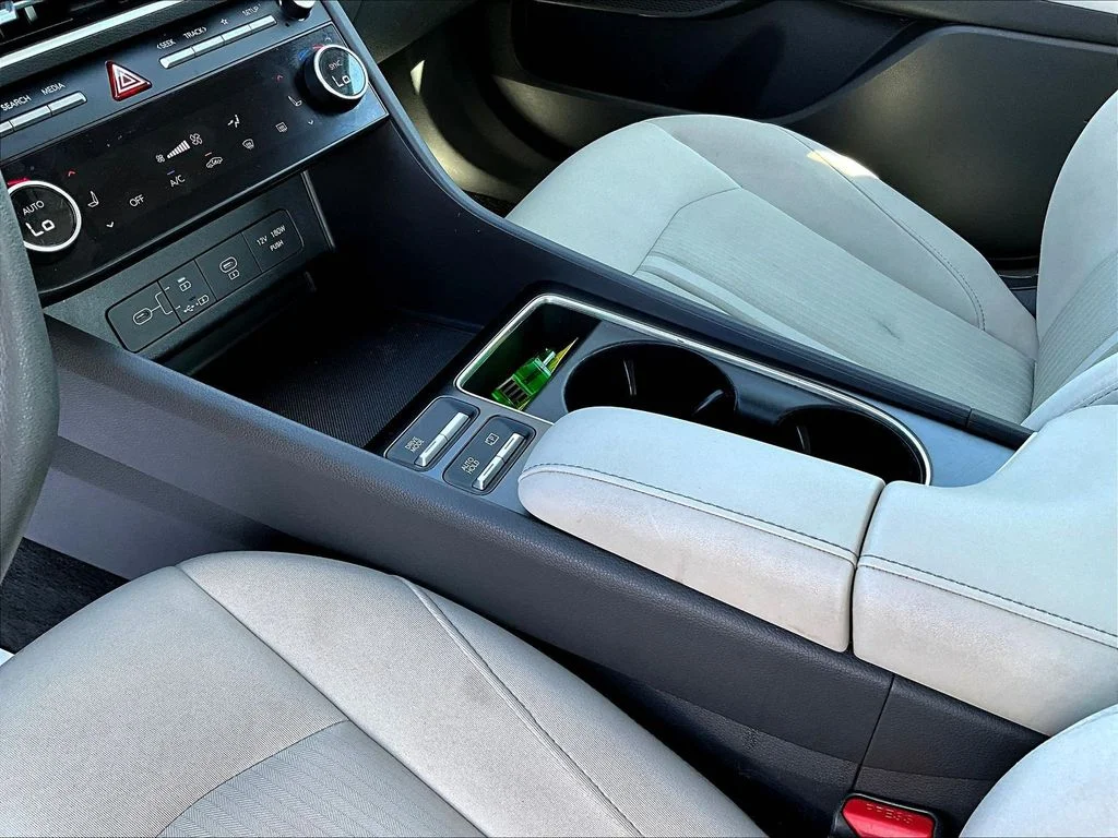 Certified Used 2024 Black Hyundai SEL image 18
