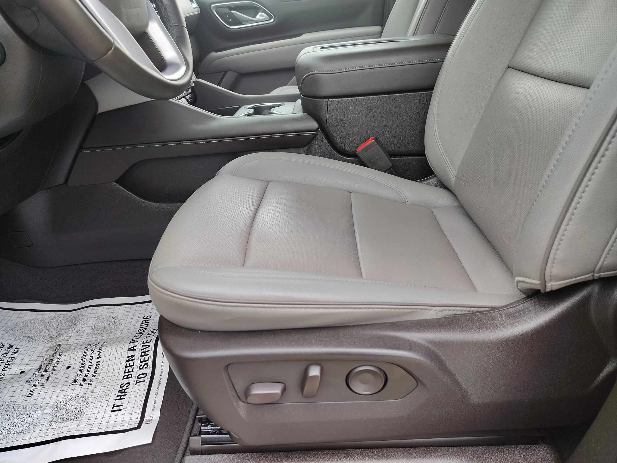 Used 2024 Frost GMC SLT image 11