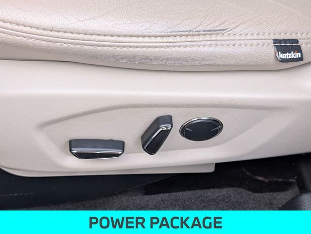 Used 2018 White Ford XLT image 17
