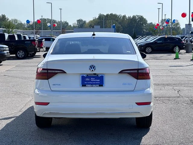 Certified Used 2019 White Volkswagen 1.4T S image 6