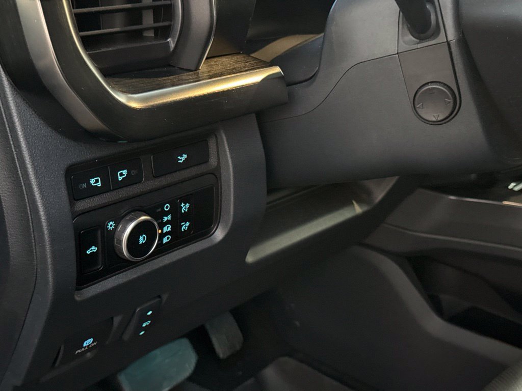 Used 2024 Black Ford Lariat image 12