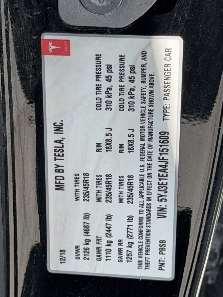 Used 2018 Black Tesla Mid Range image 30