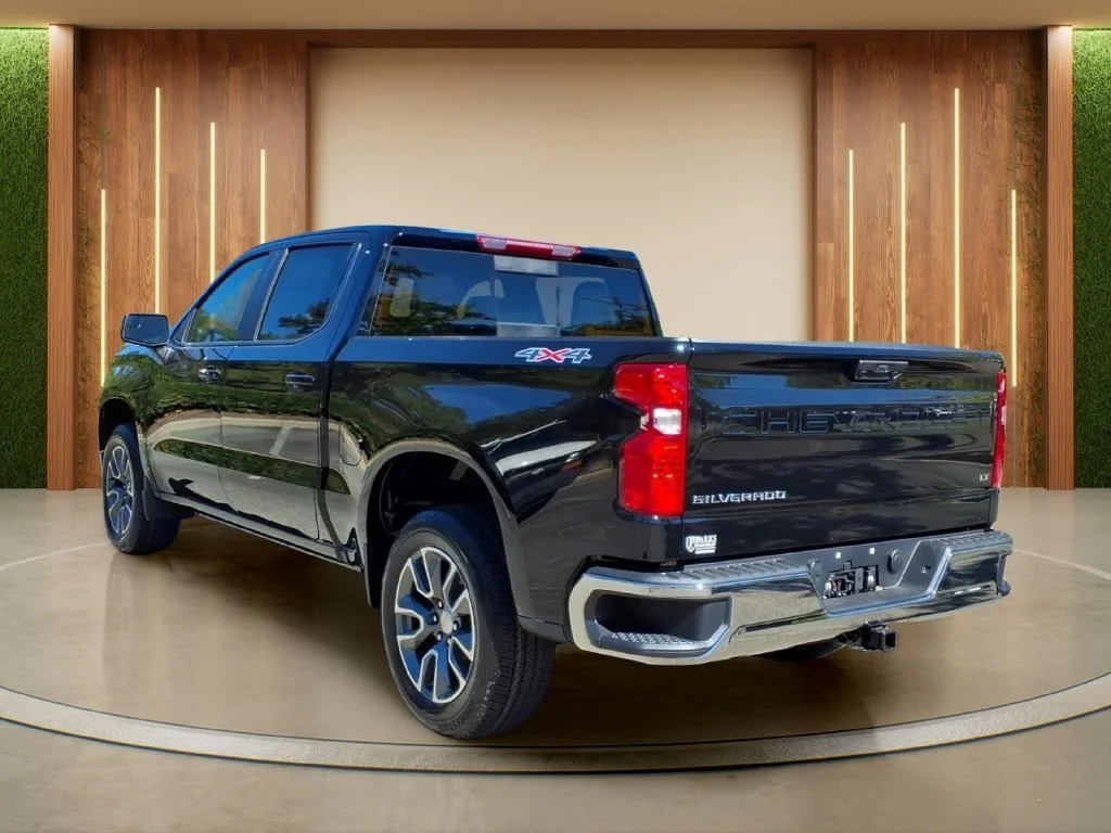 2026 Chevrolet Silverado 1500 LT - Photo 30