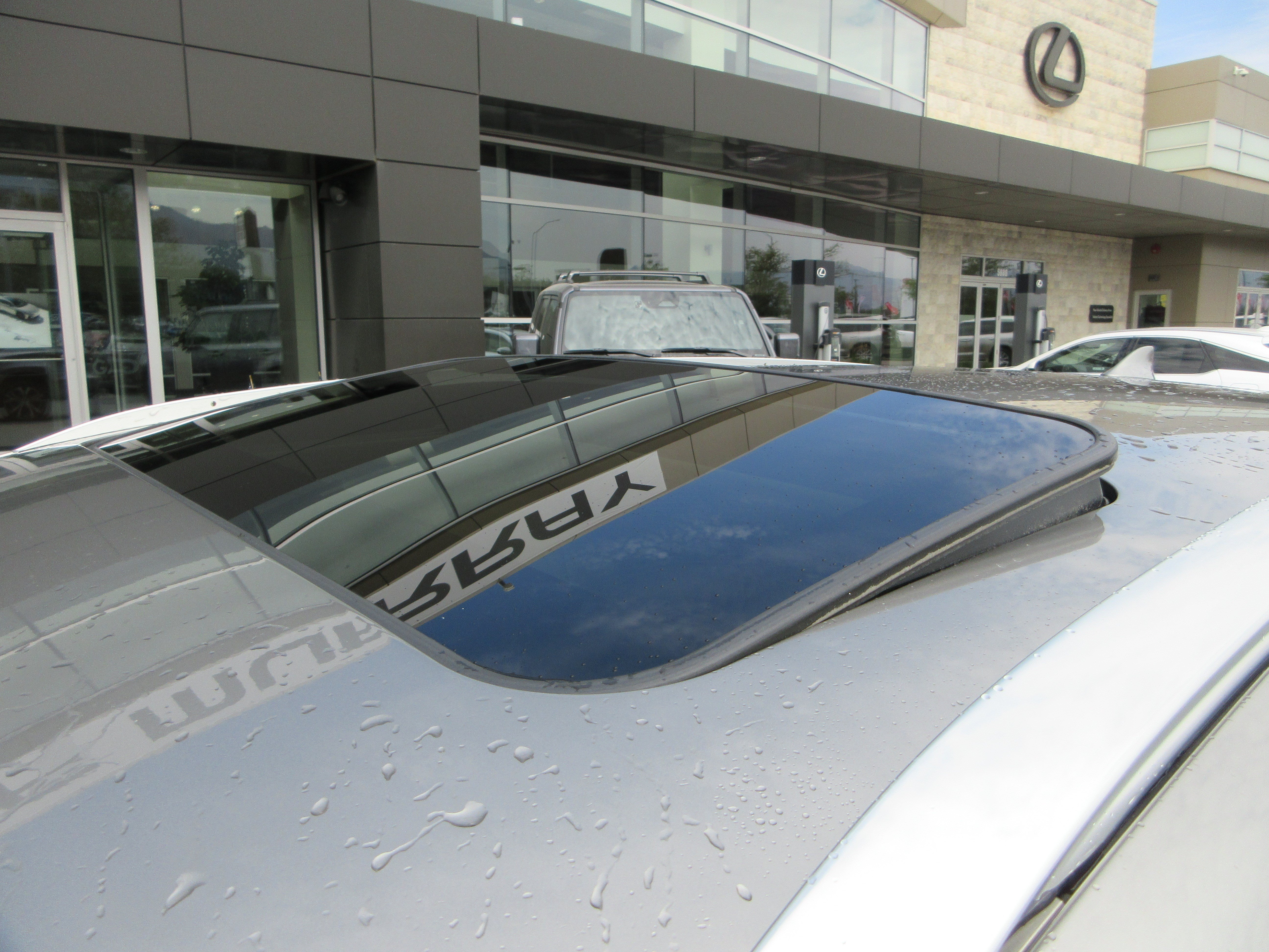 Used 2020 Atomic Silver Lexus 350 image 16