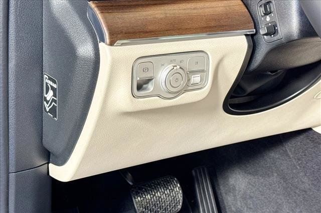 New 2026 Twilight Blue Metallic Mercedes-Benz GLS 450 image 37