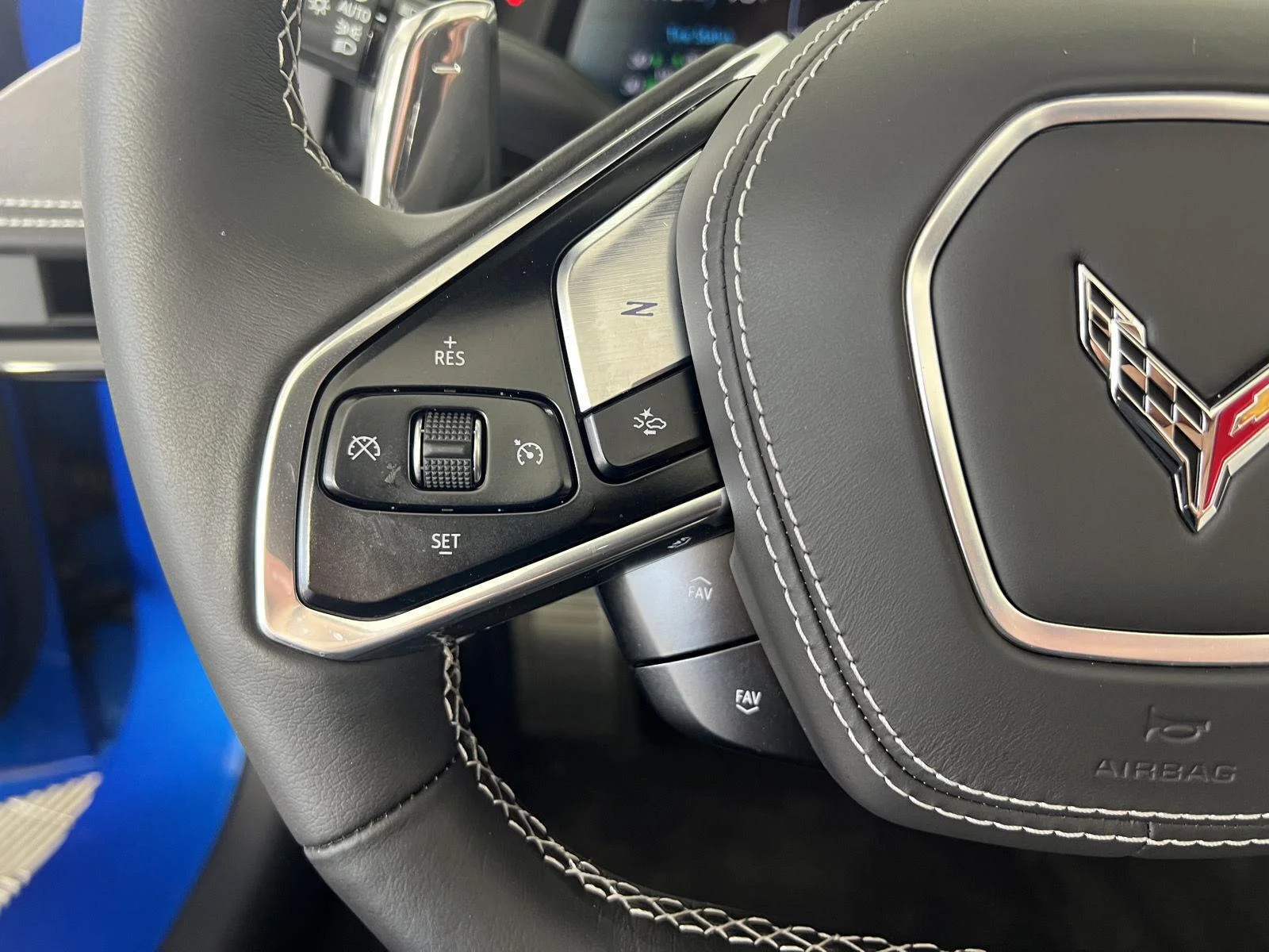 Used 2025 Riptide Blue Metallic Chevrolet 2LT image 9