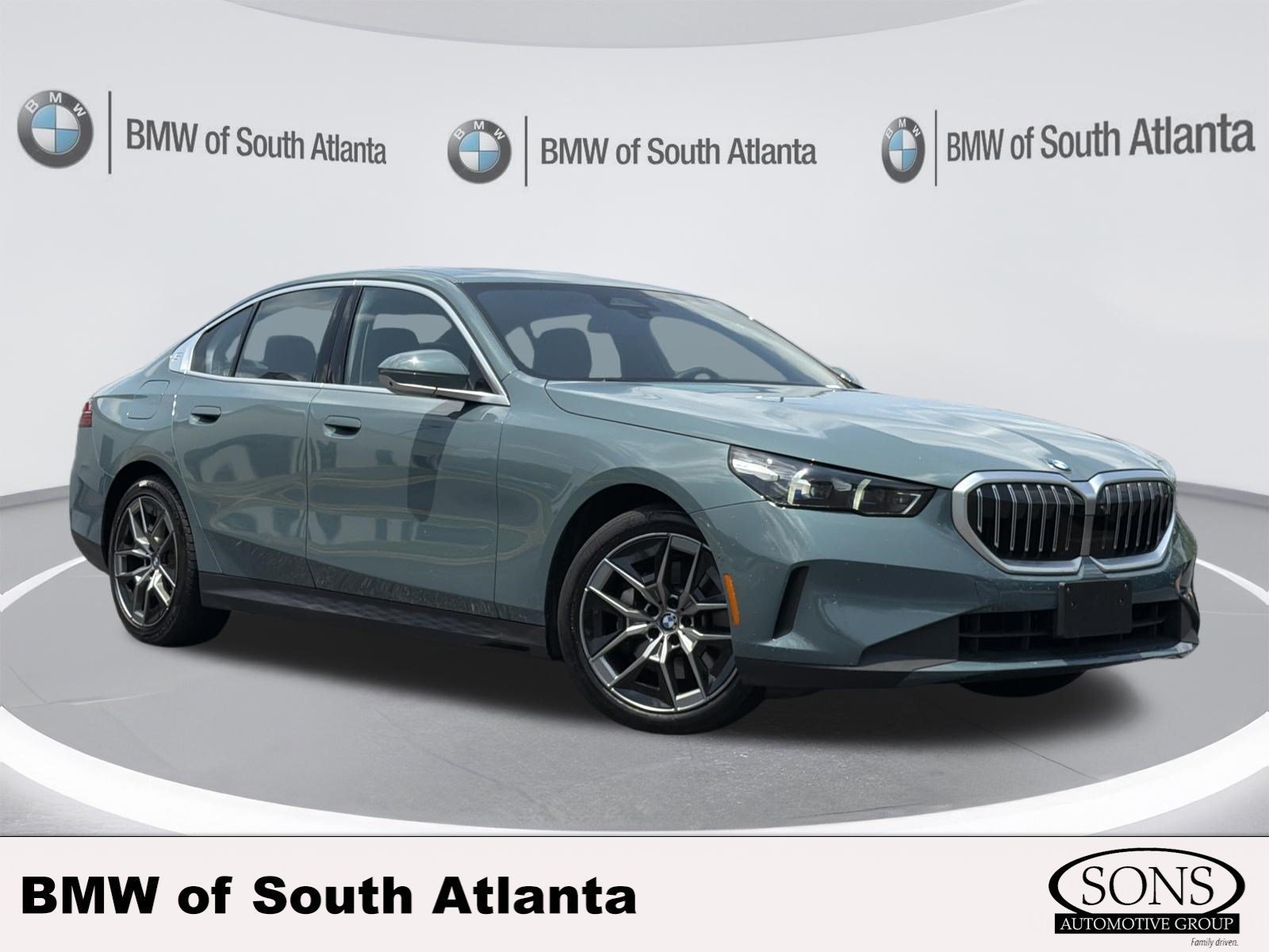 Used 2026 Cape York Green Metallic BMW 530i xDrive image 1