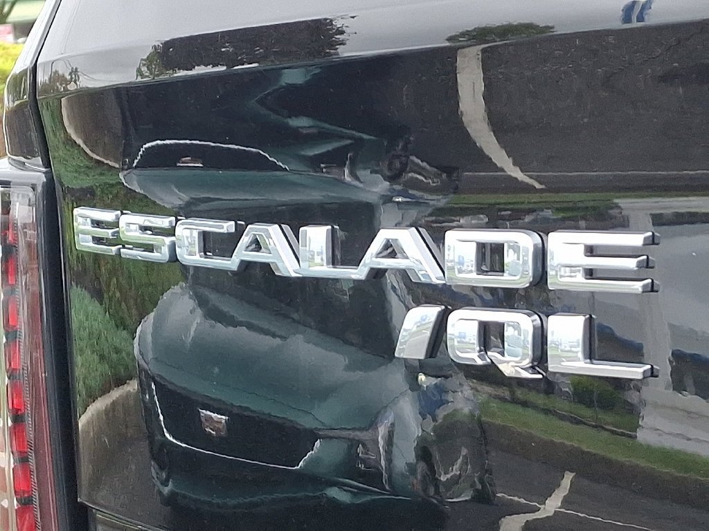 2026 Cadillac Escalade IQL Premium Luxury - Photo 11