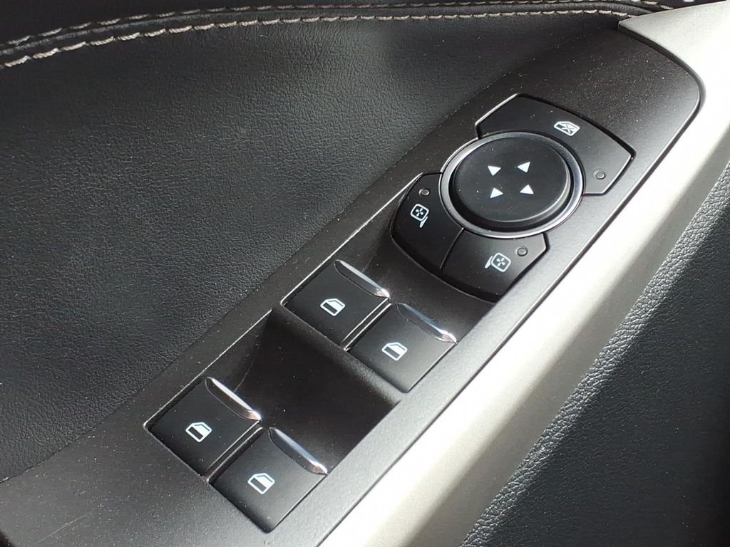 Used 2023 Red Metallic Ford XLT image 18