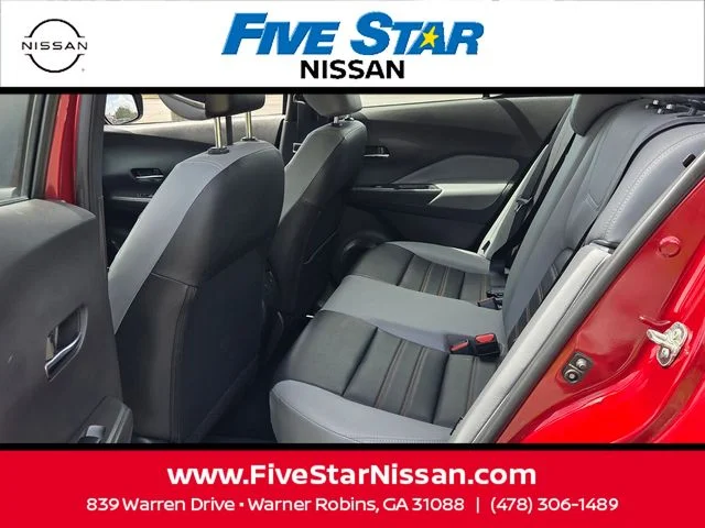 Used 2023 Red Nissan SR image 6