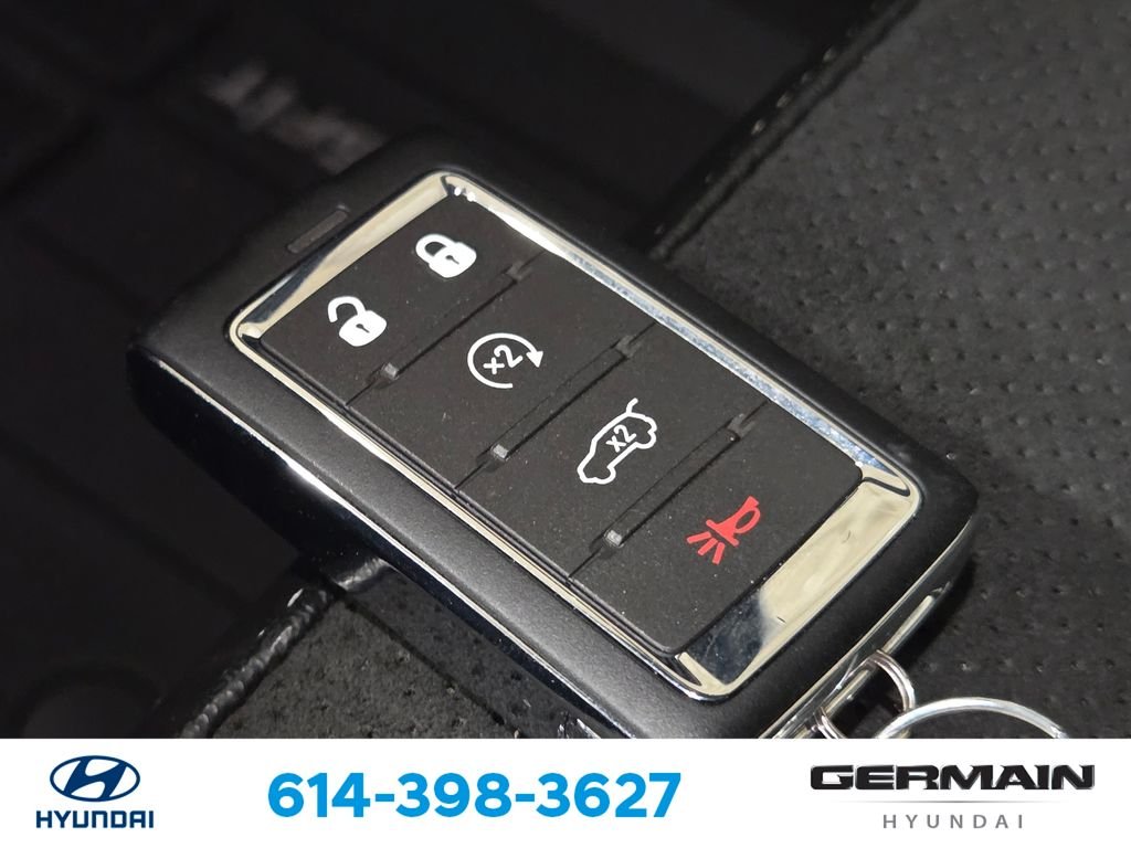 Used 2024 Red Jeep Altitude X image 34