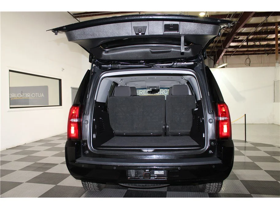 Used 2019 Black Chevrolet LS image 19