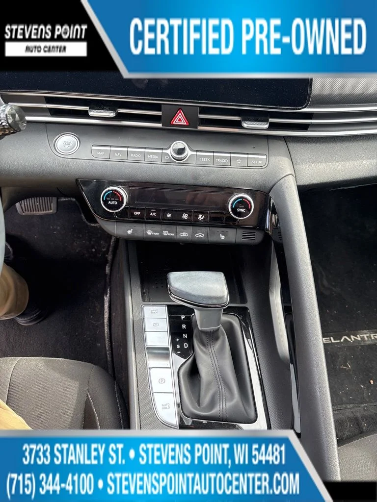 Used 2023 Fluid Metal Hyundai SEL image 10