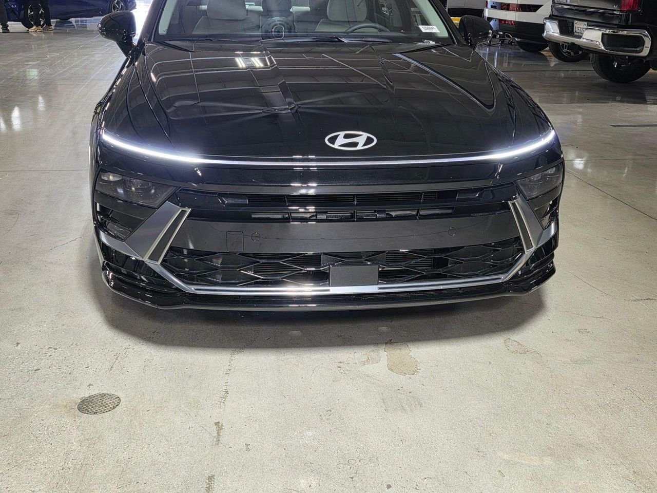 New 2026 Abyss Black Hyundai SEL Sport image 9