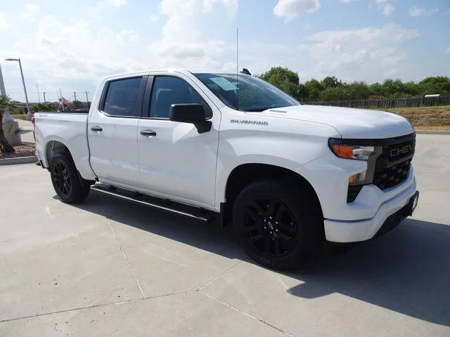 Used 2025 Summit White Chevrolet Custom image 3