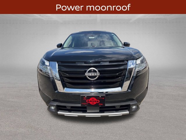 Certified Used 2022 Black Nissan Platinum image 13