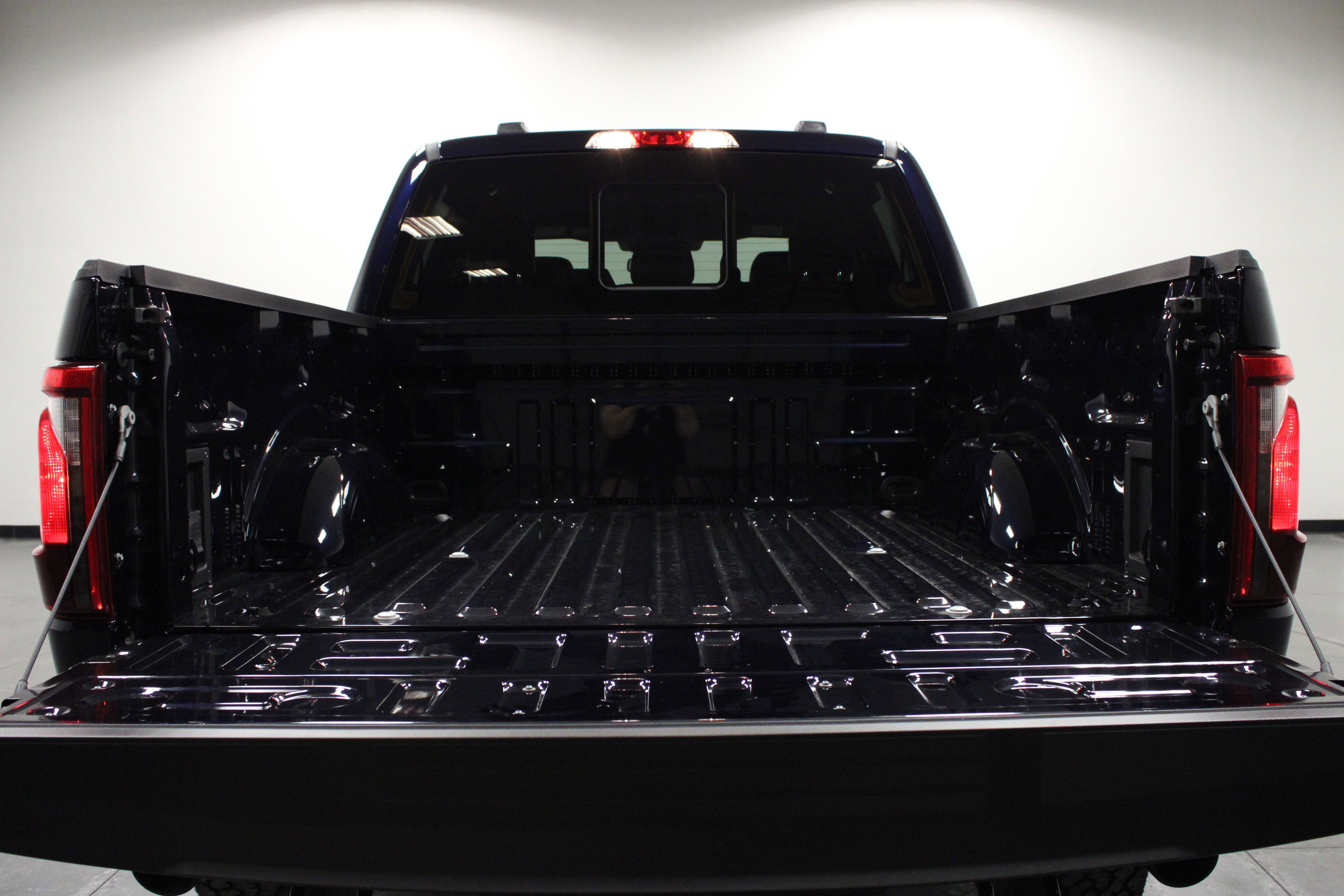 New 2026 Antimatter Blue Metallic Ford Tremor image 14