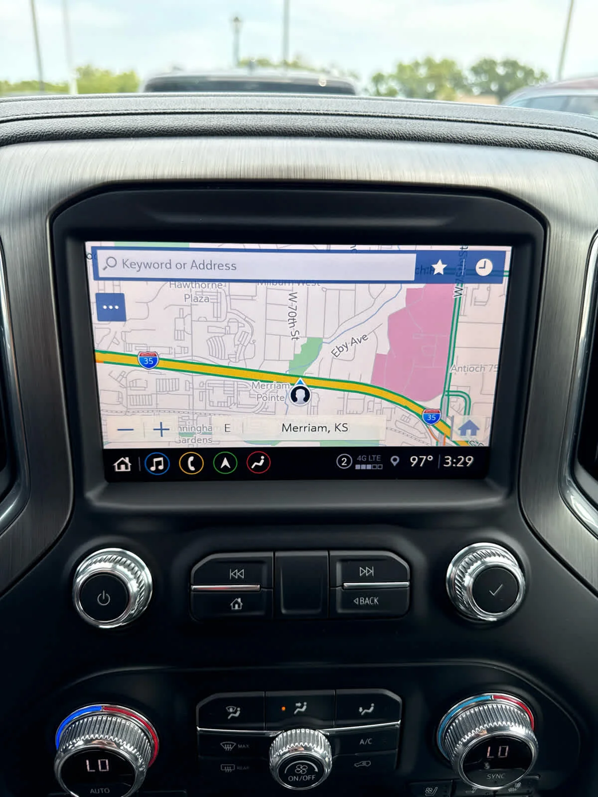 Used 2021 Onyx Black GMC Denali image 11