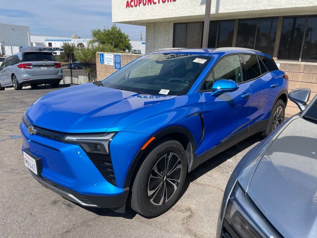 Used 2024 Riptide Blue Chevrolet LT image 8