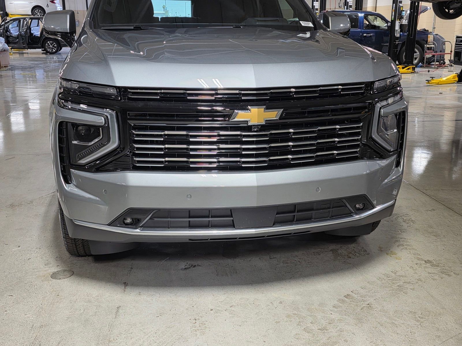 New 2026 Sterling Gray Metallic Chevrolet High Country image 9