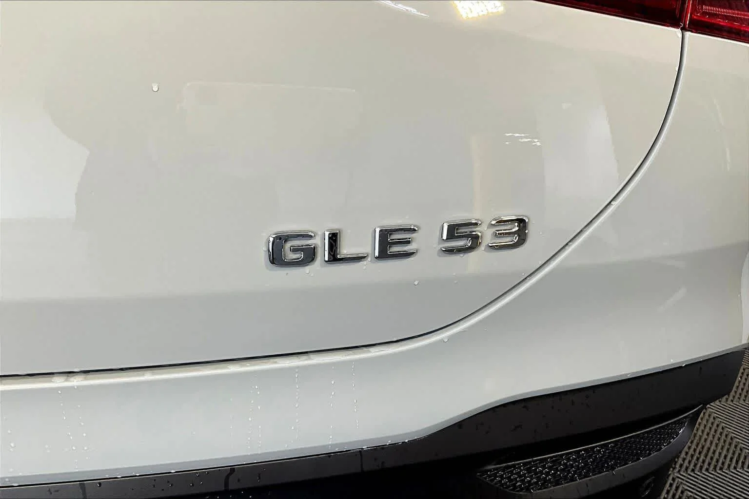 New 2026 MANUFAKTUR Alpine Grey Mercedes-Benz AMG® GLE 53 image 6