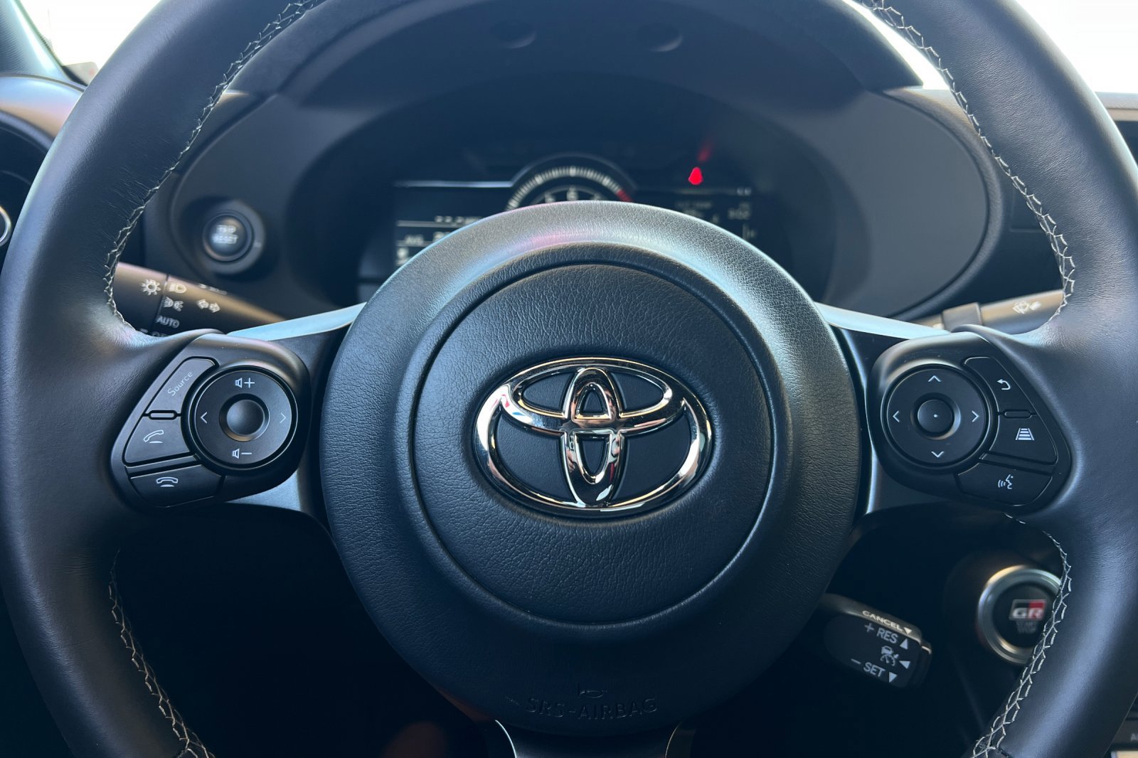 Used 2025 Pavement Toyota Premium image 21