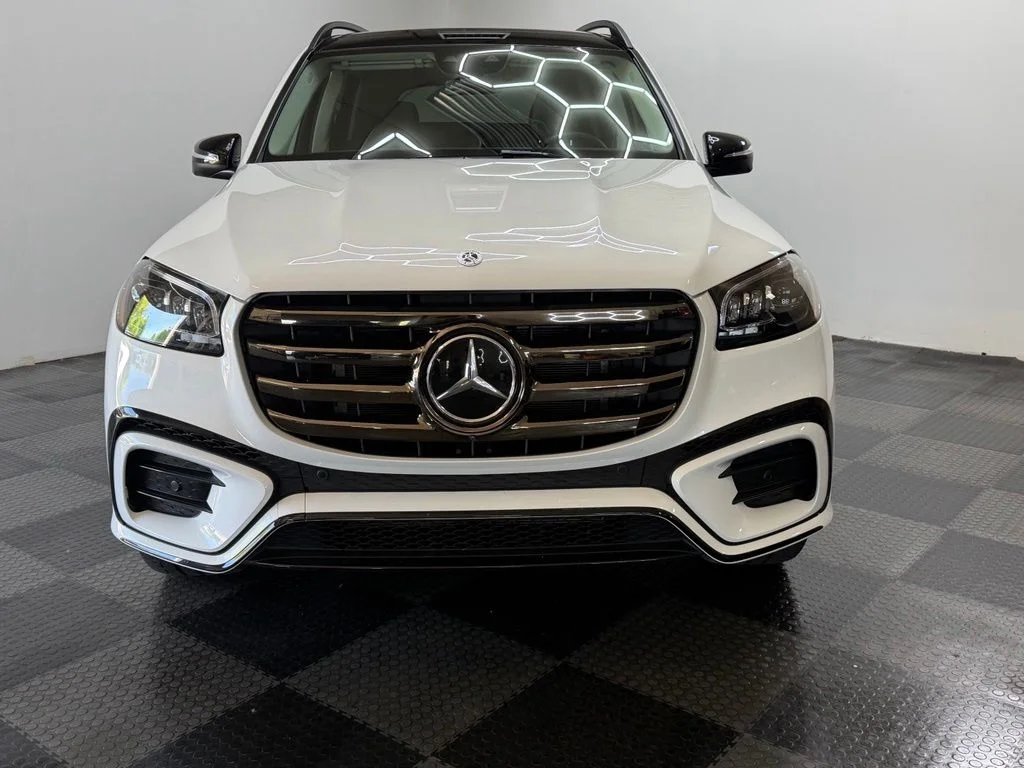 Used 2024 MANUFAKTUR Diamond White Bright Mercedes-Benz GLS 580 image 3