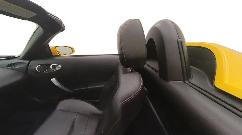 Used 2005 Yellow Nissan Touring image 34