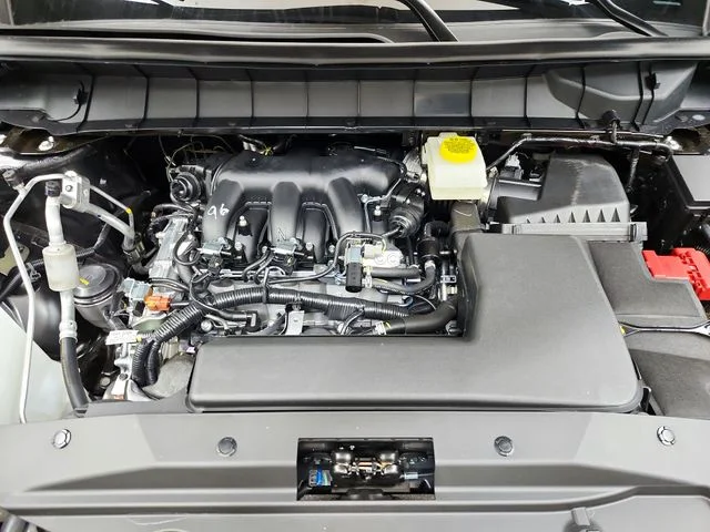 New 2026 Black Nissan Platinum image 17