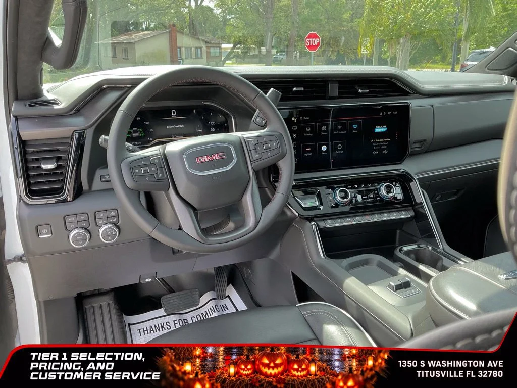 Used 2024 Summit White GMC AT4X image 31