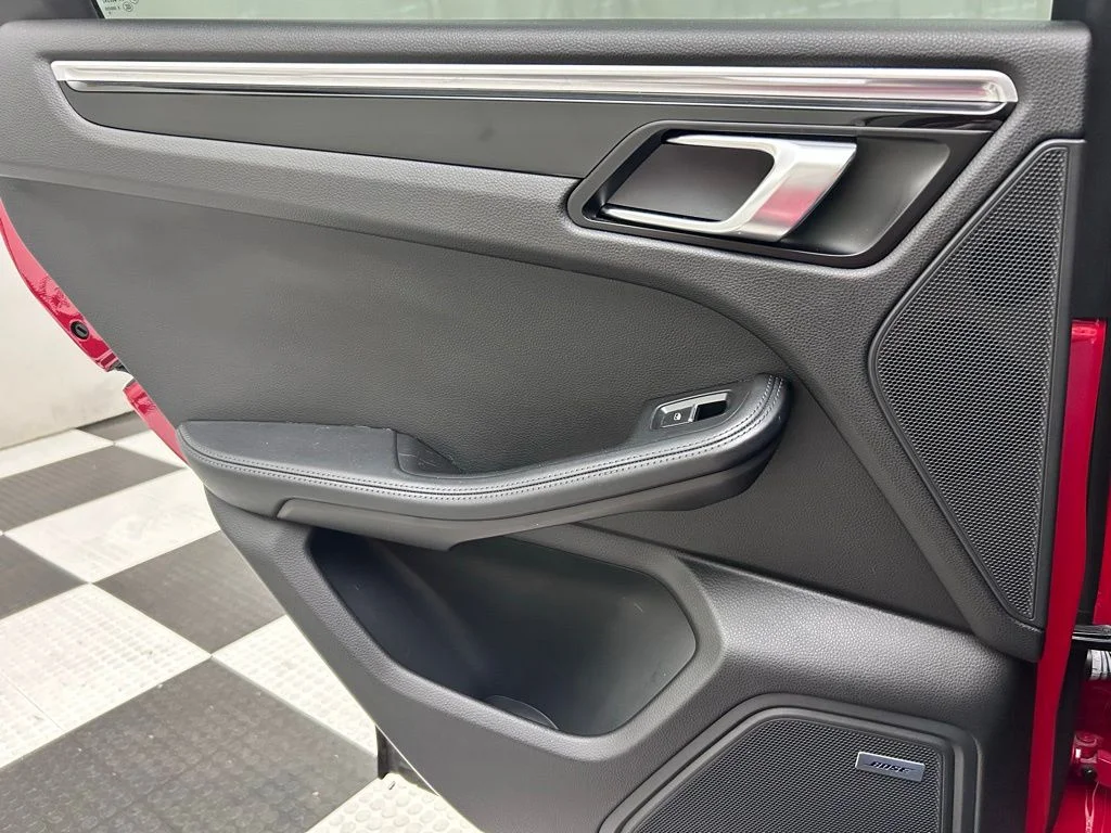 Used 2018 Red Porsche GTS image 13