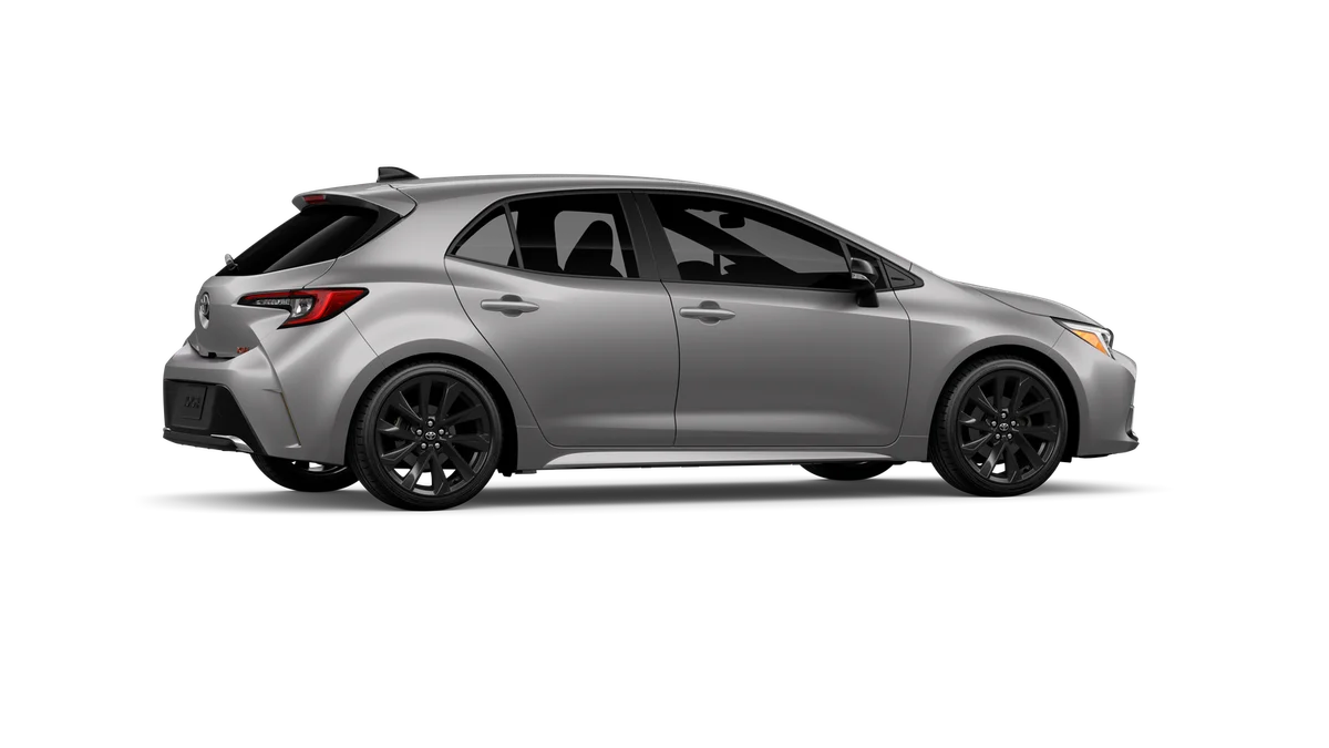New 2027 Classic Silver Metallic Toyota XSE image 11