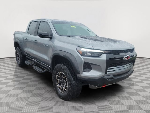 Certified Used 2025 Sterling Gray Metallic Chevrolet ZR2 image 7