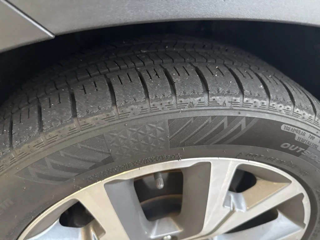 Used 2020 White Hyundai SEL image 4