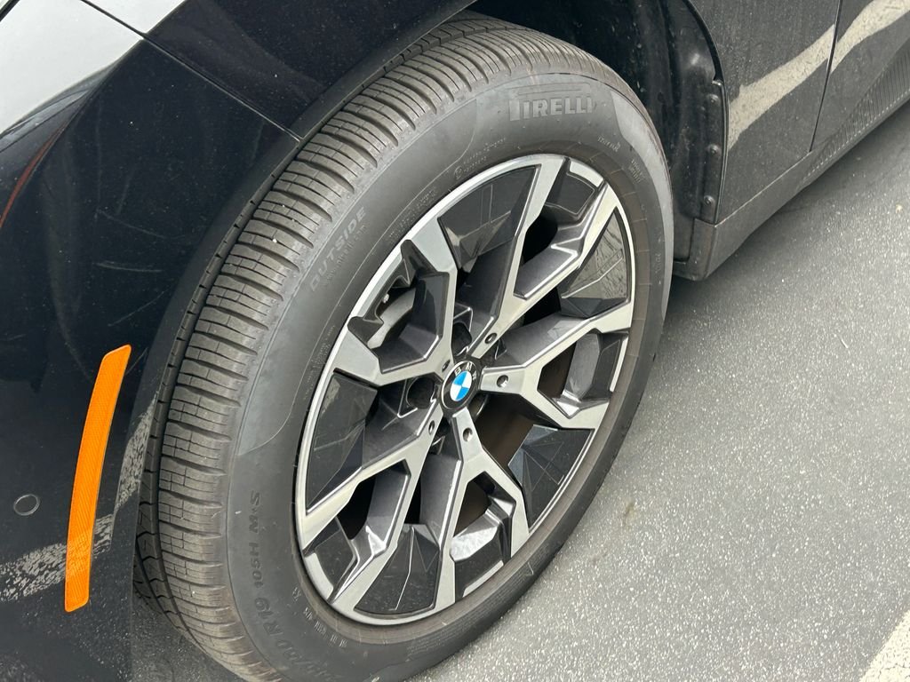 2026 BMW X3 30 xDrive photo 3