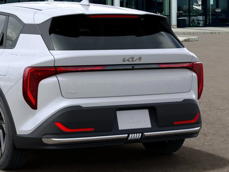 New 2026 Snow White Pearl Kia EX image 13