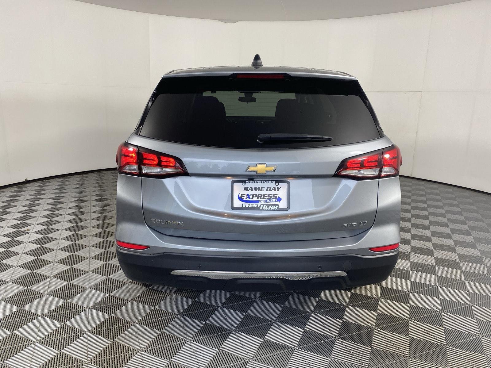 Used 2024 Sterling Gray Metallic Chevrolet LT image 6