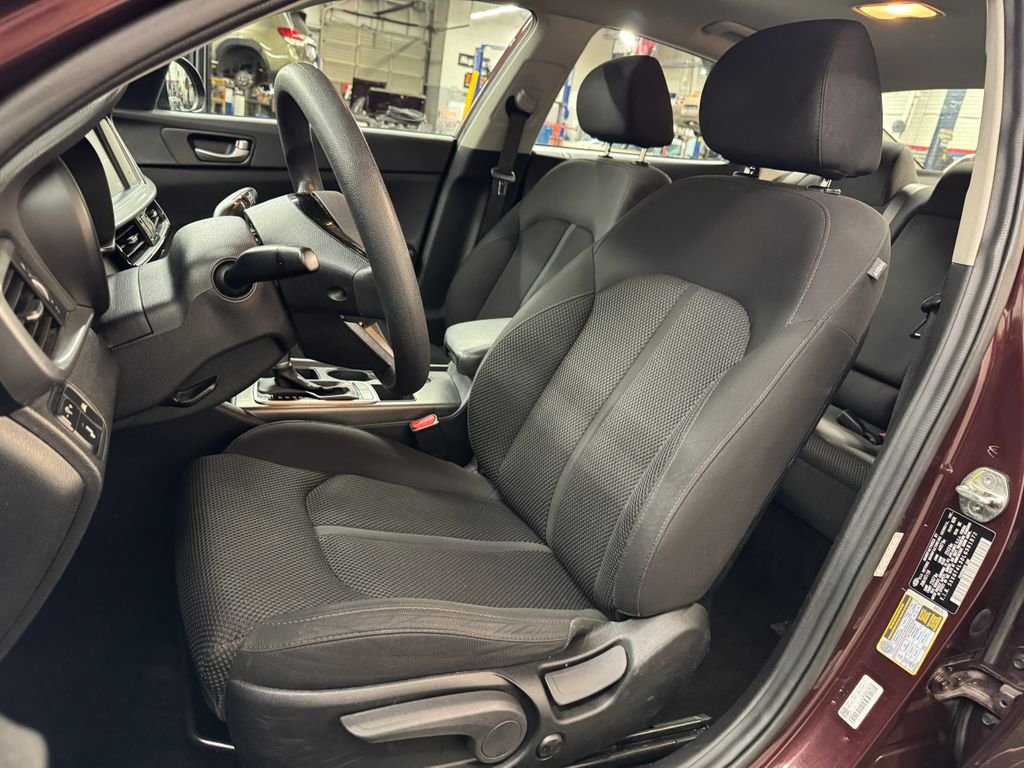Used 2020 Purple Kia LX image 17