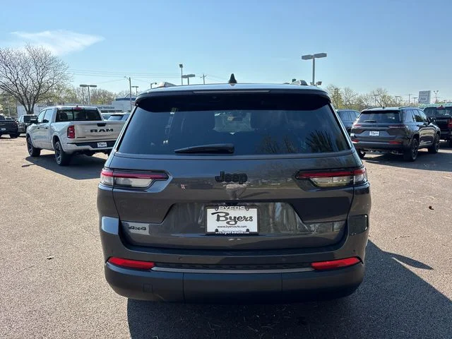 New 2026 Baltic Gray Metallic Clear-Coat Exterior Paint Jeep Limited image 31