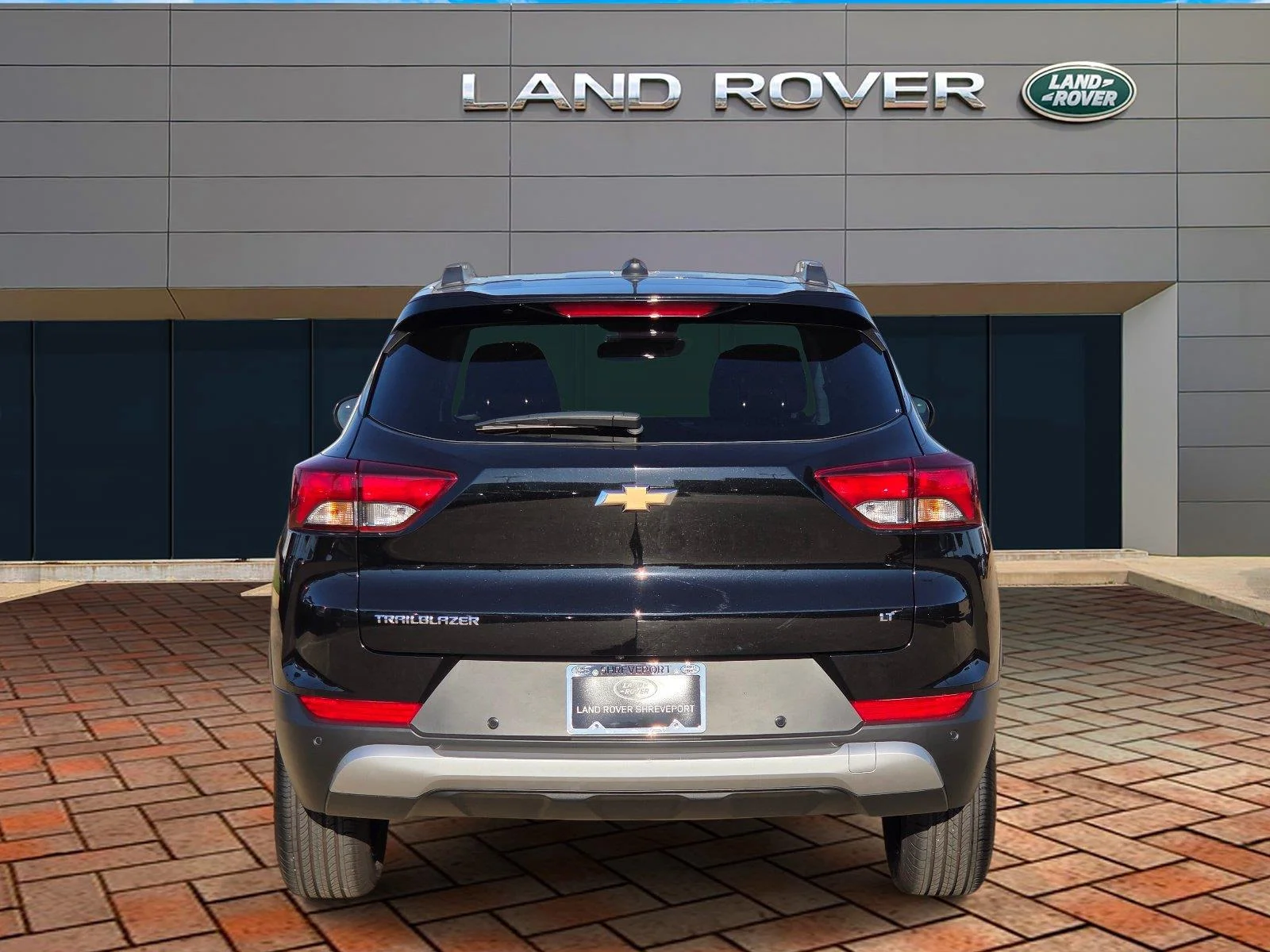 Used 2025 Mosaic Black Metallic Chevrolet LT image 5