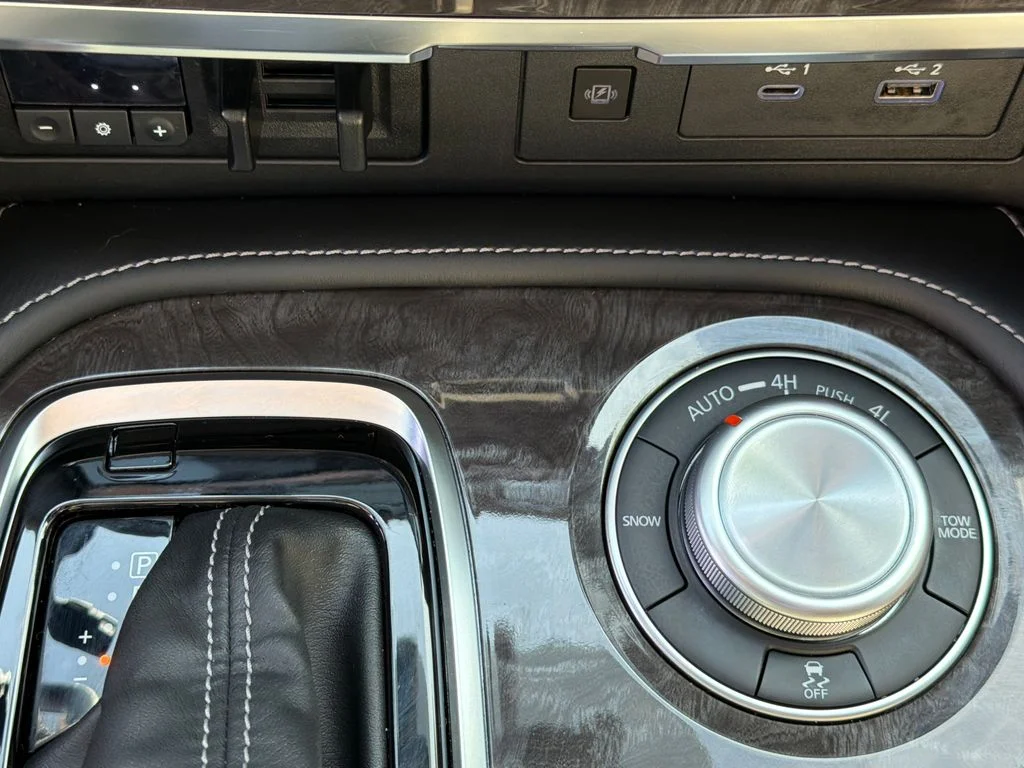 2024 Nissan Armada Platinum - Photo 30