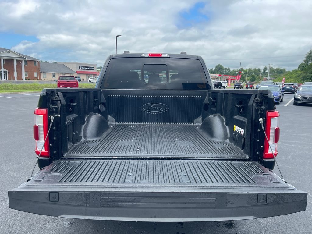 Used 2022 Black Ford  image 10