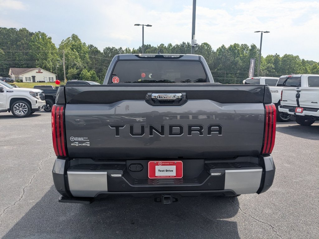 Used 2023  Toyota Limited image 6