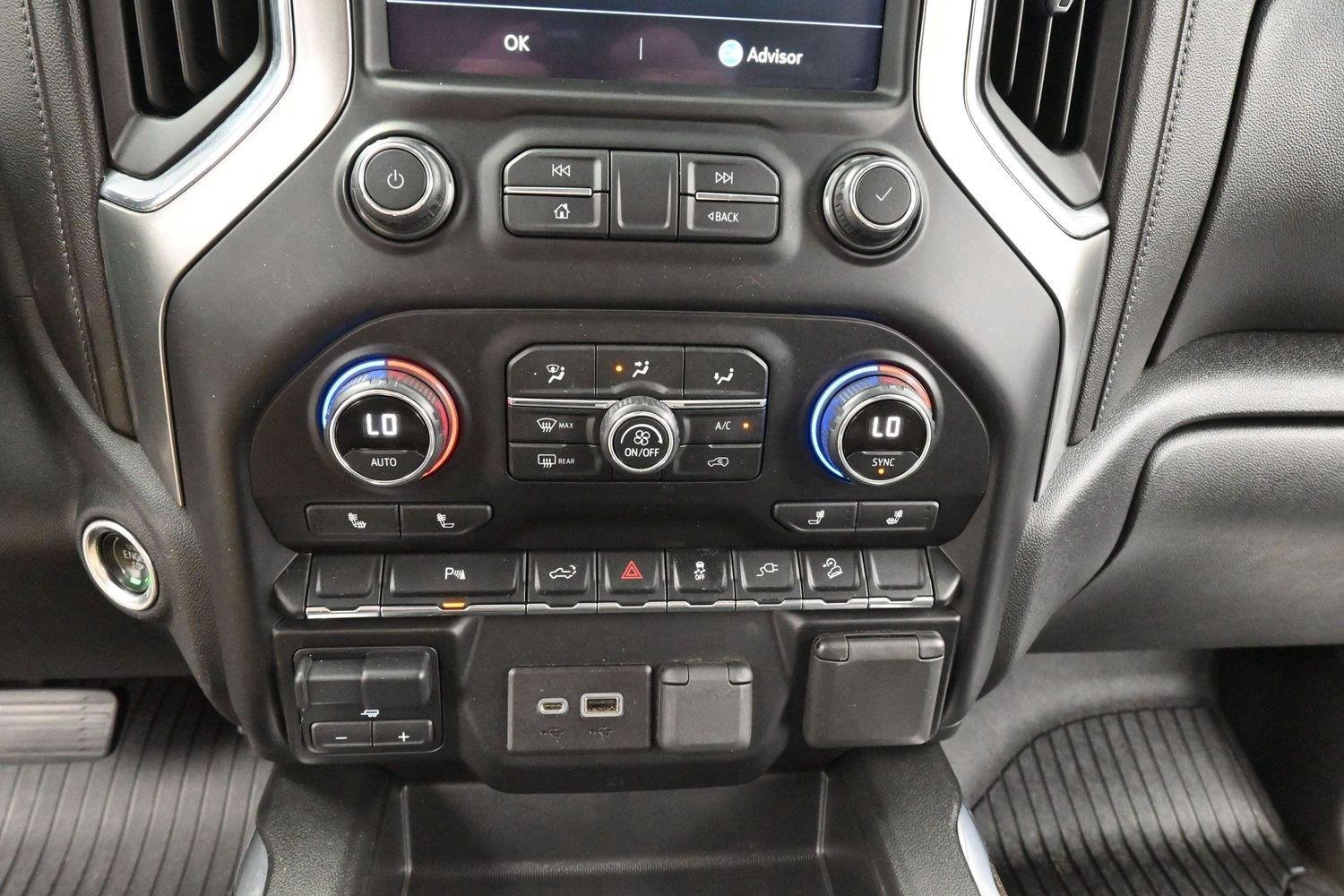 Used 2020 BLACK Chevrolet LT image 25